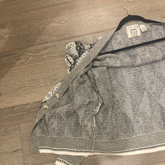 VTG Grandpa Sweater Cardigan Made in Italy Size Large Black White Gray Geometric - Picture 11 of 13